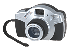 Фотоаппарат со вспышкой и zoom-объективом